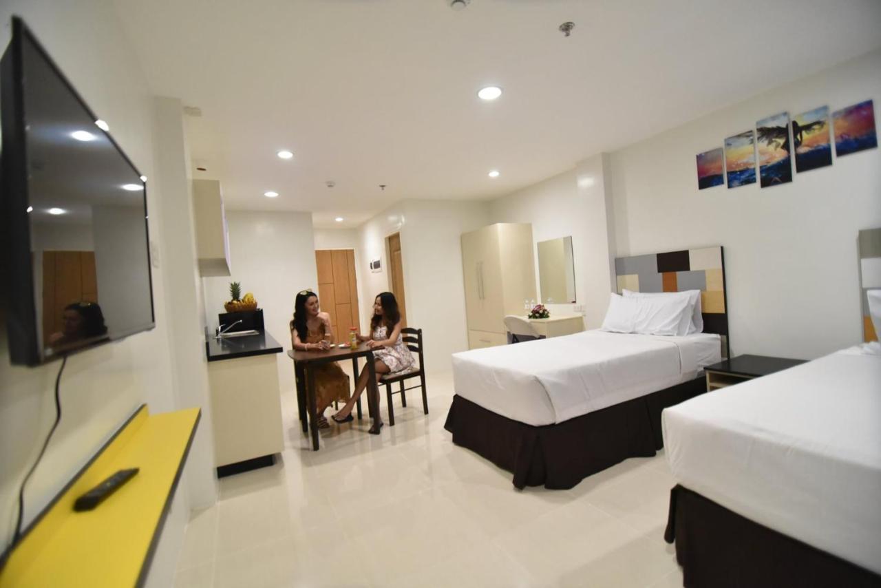 Holiday Oceanview Residences And Resort Samal Eksteriør bilde