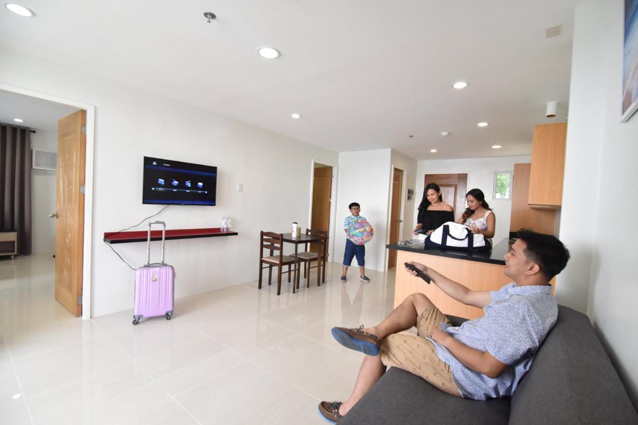 Holiday Oceanview Residences And Resort Samal Eksteriør bilde