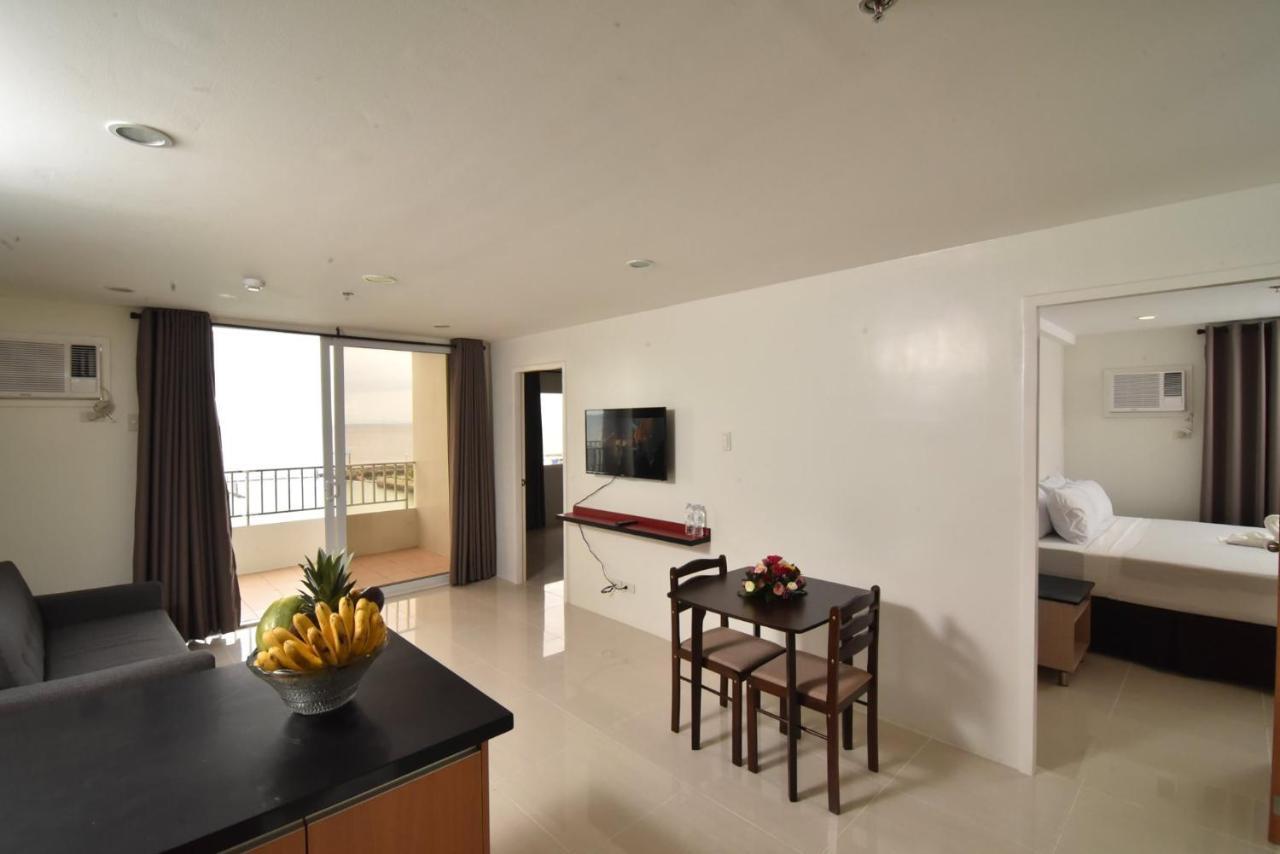 Holiday Oceanview Residences And Resort Samal Eksteriør bilde